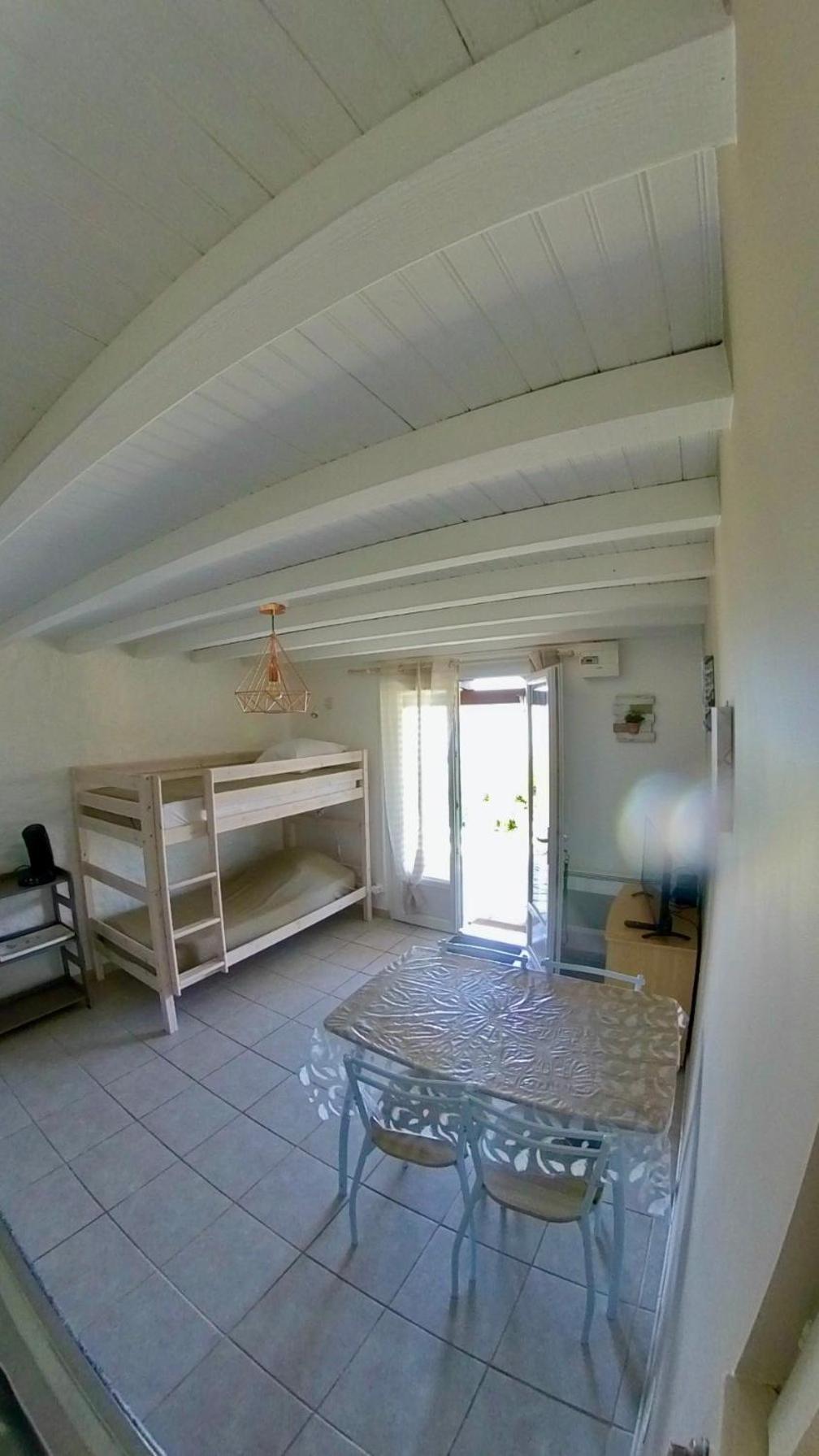 Residence Ile De Beaute Пропріано Екстер'єр фото